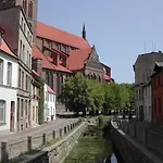 Lee An Der Nikolaikirche - Abc84